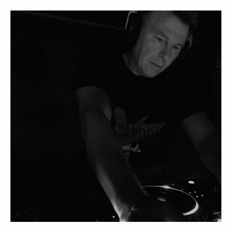 Industrian, Dj, industrial techno & acid